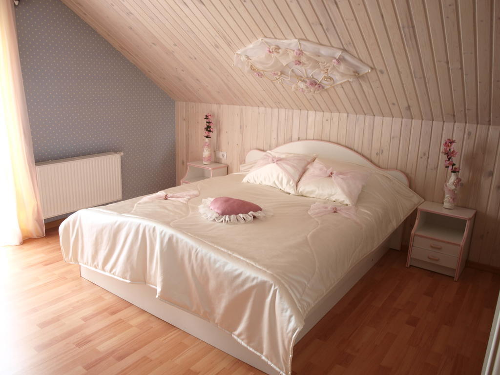 Guest House Kalnu Pupoli Sengeida Room photo
